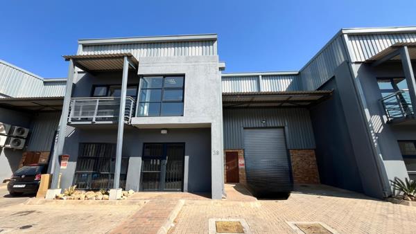 453  m² Industrial space