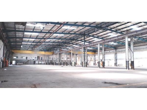 3 600  m² Industrial space