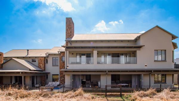 6 Bedroom House