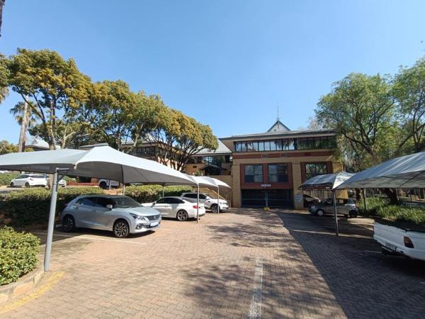 619  m² Commercial space