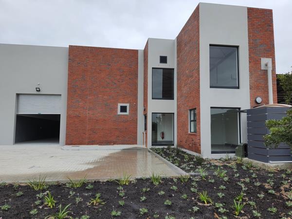 260  m² Industrial space