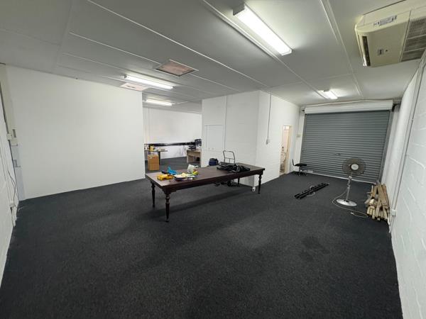 100  m² Industrial space