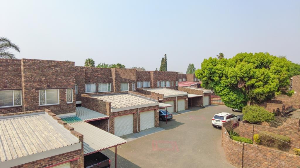 3 Bedroom Duplex