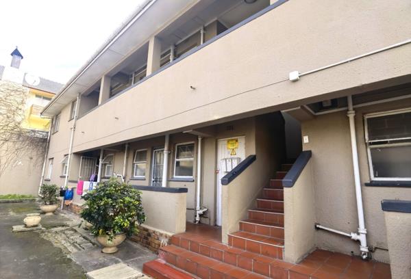 10 Bedroom Apartment