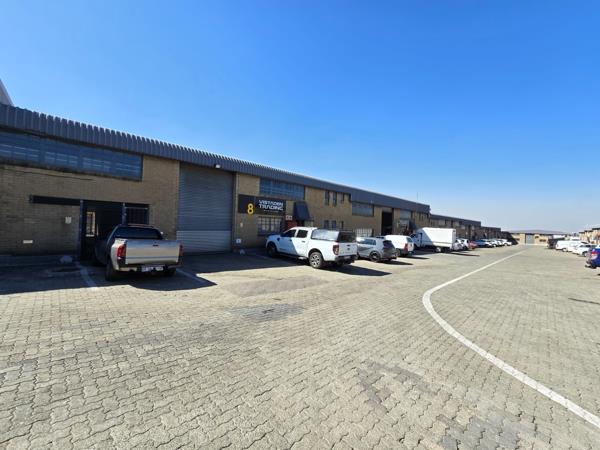 448  m² Industrial space