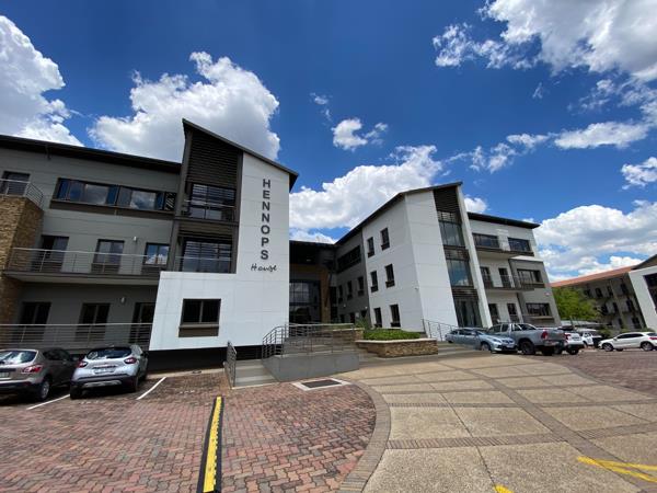 337  m² Office Space