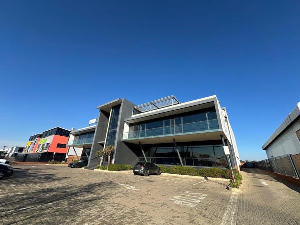 1 122  m² Industrial space