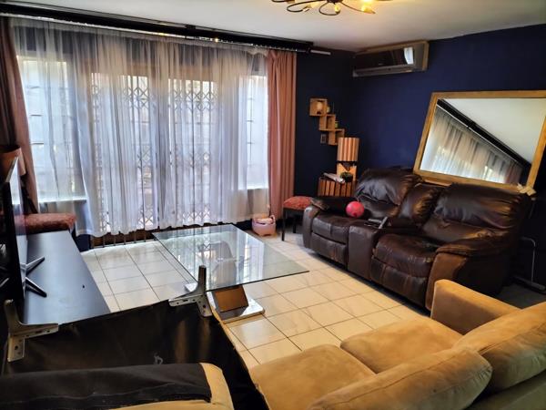 2 Bedroom Flat