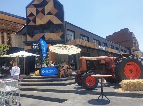 316  m² Commercial space