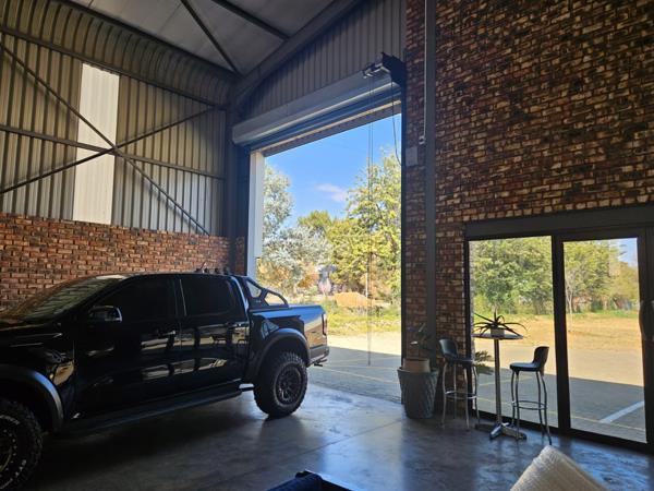 499  m² Industrial space