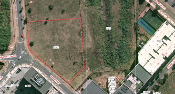 4 831 m² Land