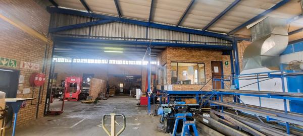 1 444  m² Commercial space