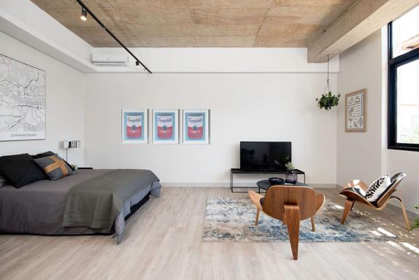 Studio Apartment