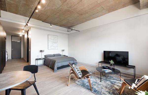 Studio Apartment
