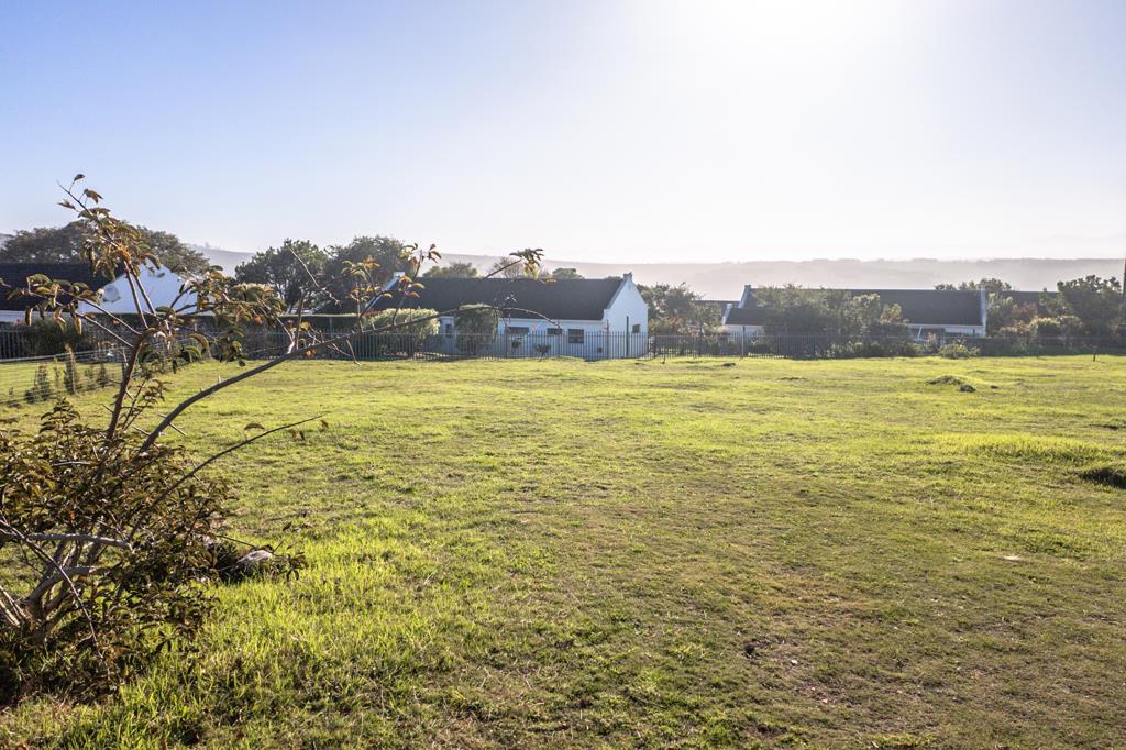 802 m² Land