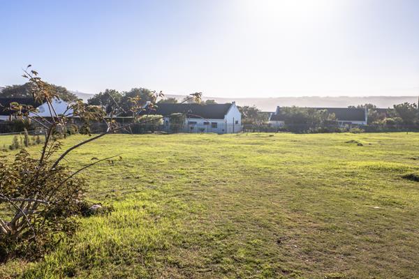 802 m² Land