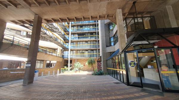 16  m² Commercial space