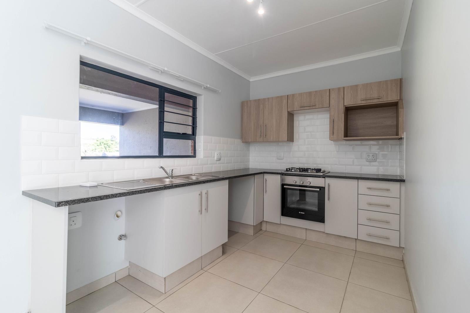 Apartment in Rembrandt Ridge - View 2