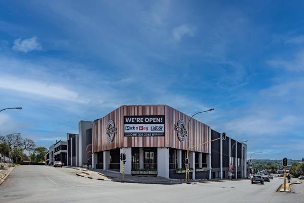 2 355  m² Commercial space