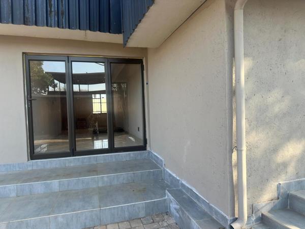 40  m² Commercial space