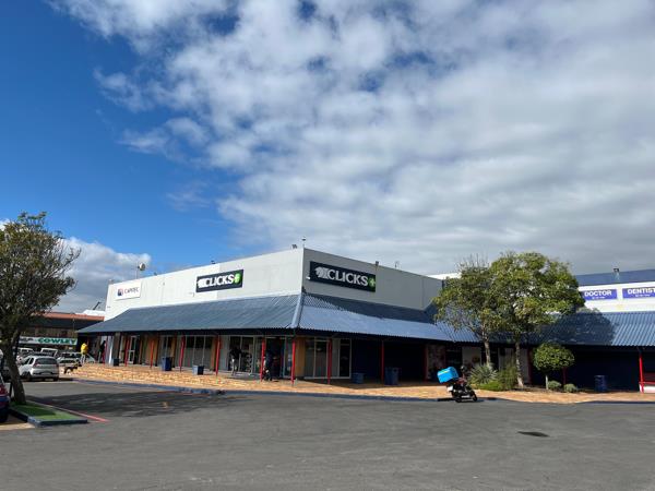 300  m² Retail Space