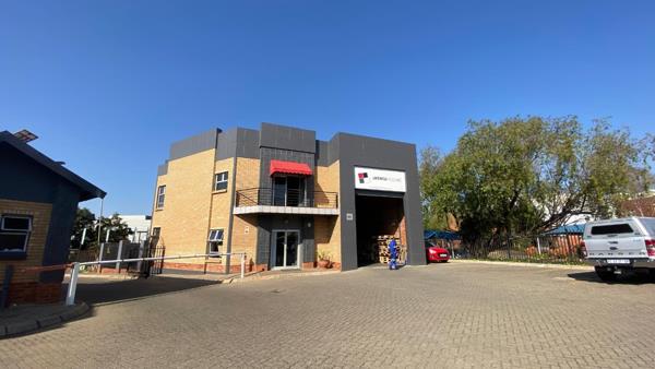 448  m² Industrial space