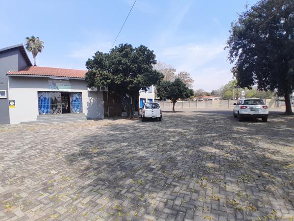 411 m² Commercial space