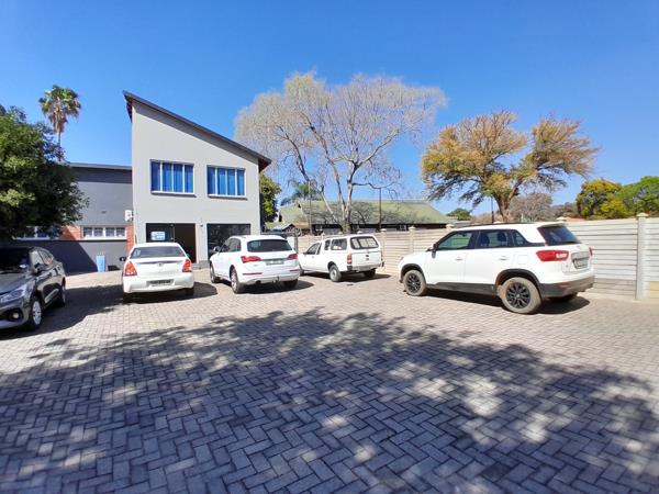 411  m² Commercial space