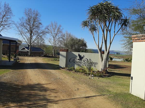 3 132 m² Land