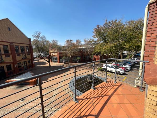 186.9  m² Retail Space