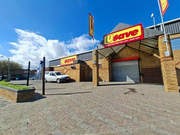 2 382  m² Retail Space