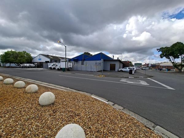 773  m² Retail Space