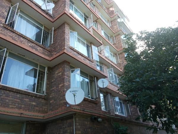 6 Bedroom Apartment