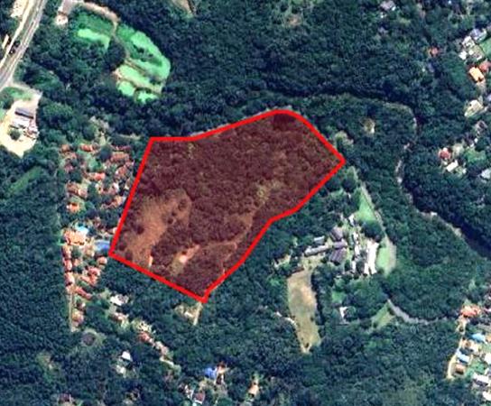 8.9 ha Land