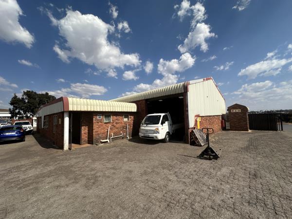 216  m² Industrial space