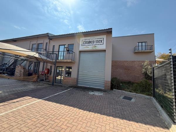 142  m² Industrial space