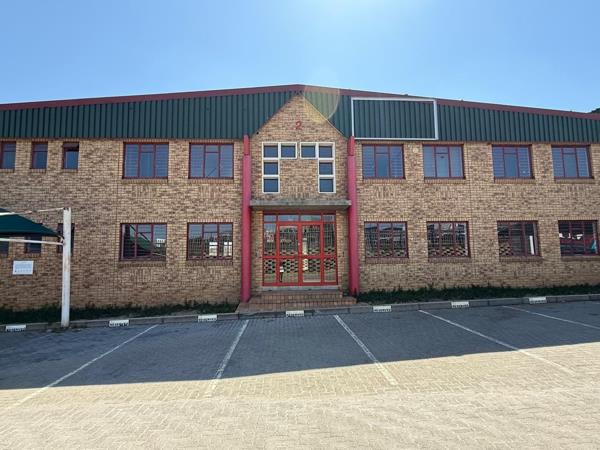 1 033 m² Industrial space