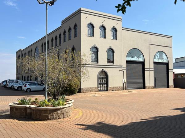 1 640  m² Commercial space