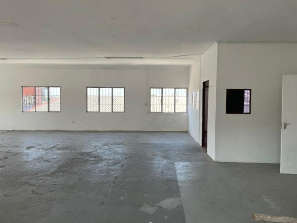 220  m² Commercial space