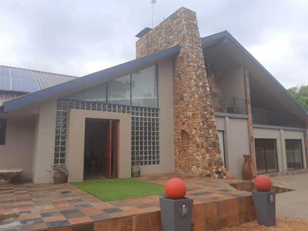 430  m² Office Space