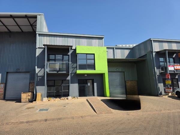 473  m² Industrial space