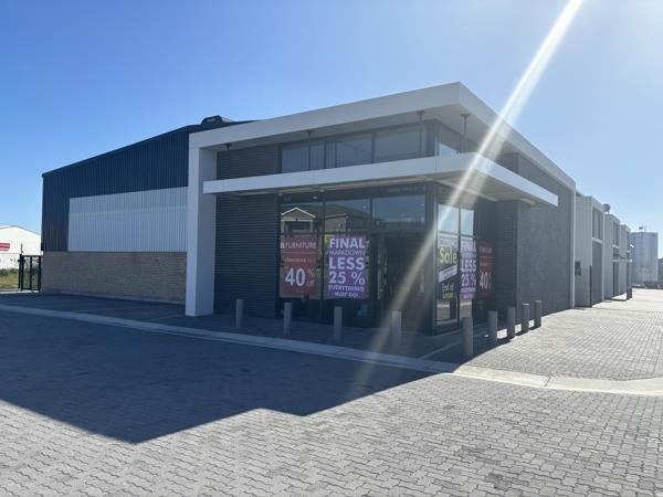 1 550  m² Commercial space