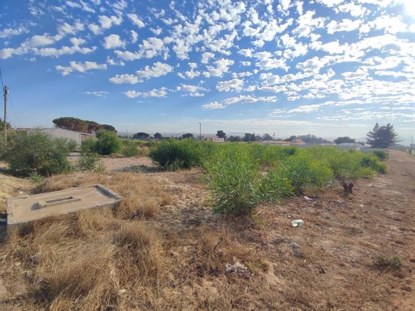 992 m² Land