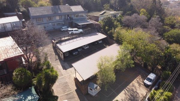 408  m² Commercial space