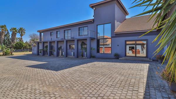 5 Bedroom House