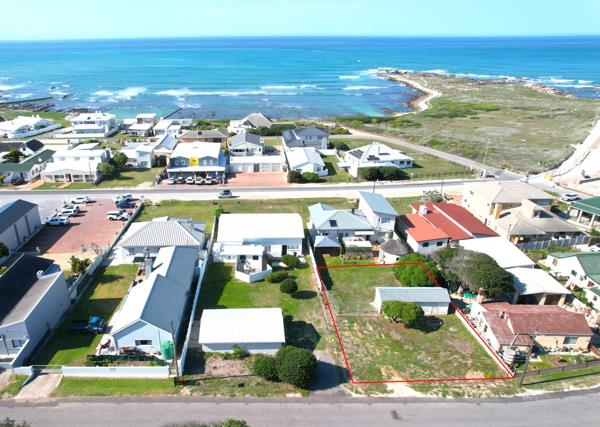595 m² Land