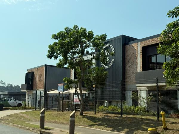 215  m² Industrial space