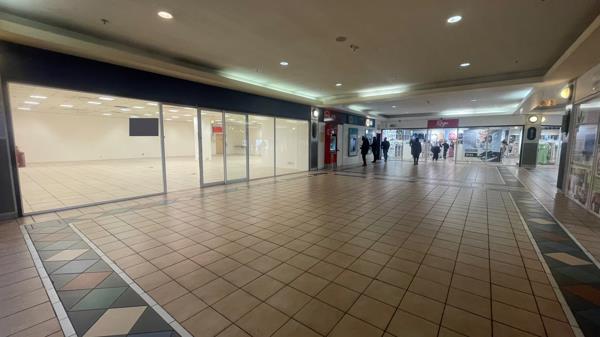 245  m² Retail Space