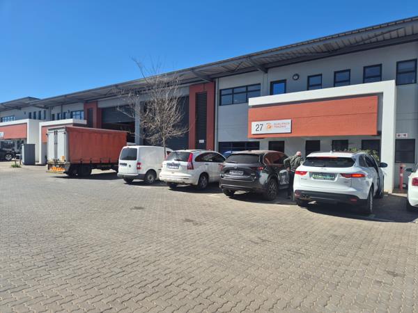 528  m² Industrial space