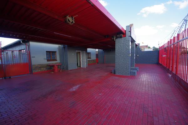 200 m² Commercial space